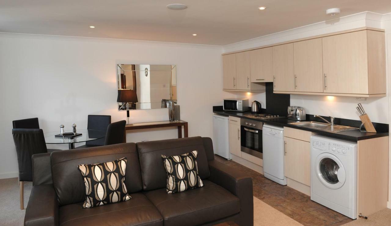 Fountain Court Apartments - Grove - Edinburgh — Zdjęcia 1